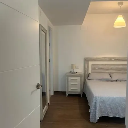 Petite California Duenas Apartment Seville Exterior photo